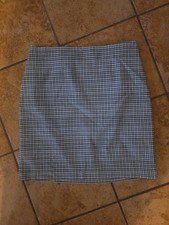 FALDA A CUADROS WBHM White House Black Market talla 8 negra blanca a cuadros