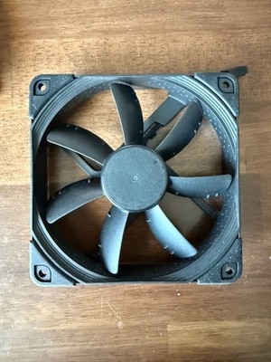 Noctua NF-S12A PWM chromax Black,  Quiet Fan, 4-Pin 120mm