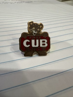 Vintage Piper Cub Aircraft Corporation Enameled 1980 s Lapel Pin Rare