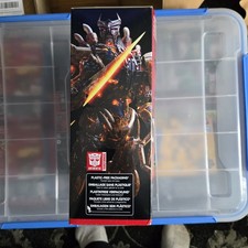 Hasbro Transformers Studio Series - Leader 101 Scourge Action Figure