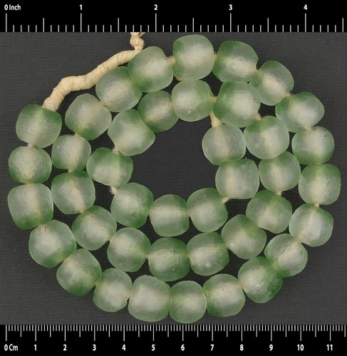 Collier Nord-africain En Alliage Et Perles De Verre - Modèle Ethnique Argenté - Longueur 53 Cm