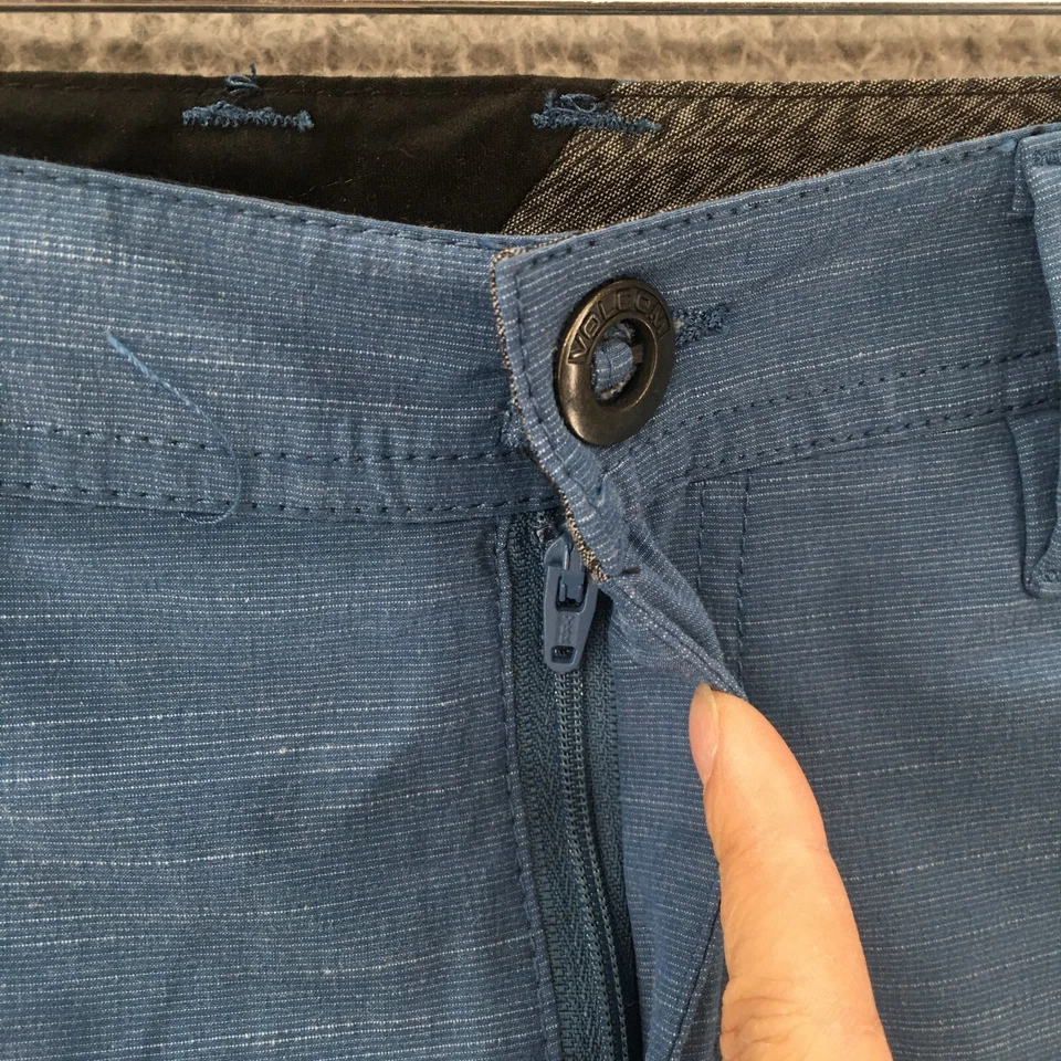 Volcom Board Shorts Mens 28 (Actual 29x9) Blue Two Tone Zip Fly Mid Rise Beach - Image 3 of 4