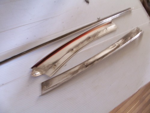 1978 COUPE DEVILLE ROOF EDGE A & B PILLAR OUTER EDGE TRIM LEFT OEM USED - Picture 6 of 6