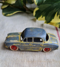 ANCIENNE VOITURE MINIATURE DAUPHINE RENAULT CIJ JOUET JEUX ENFANT