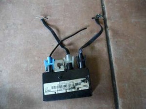 BMW 318i E46 Antennenverstärker Sperrkreis 8380944