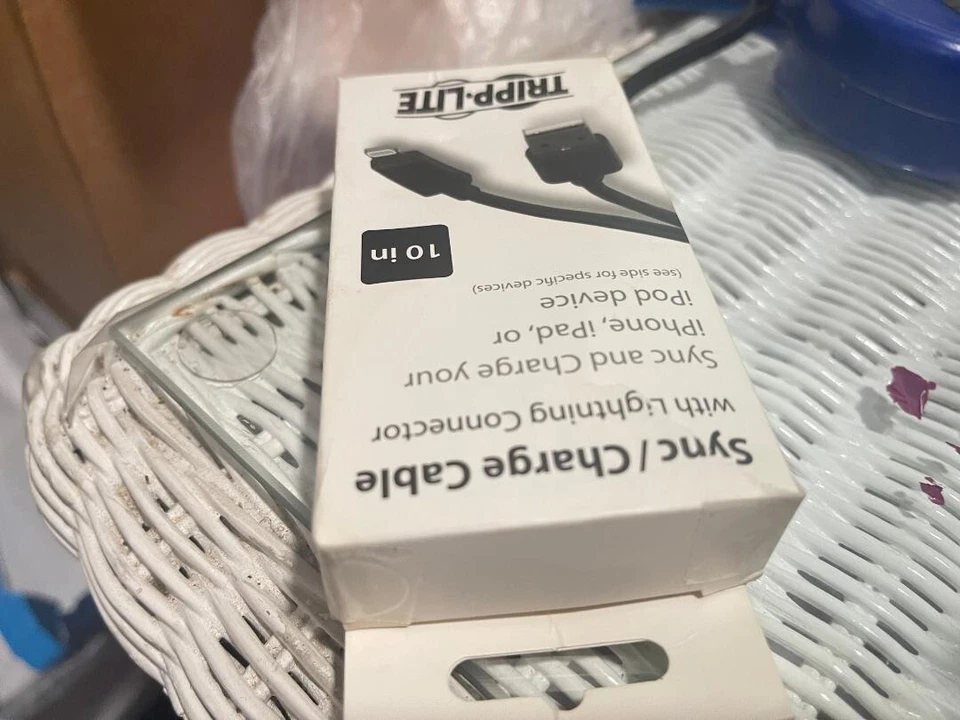 Tripp Lite USB Sync Charge Cable with Lightning Connector 10” Black IPhone(4A) - Image 3 of 4