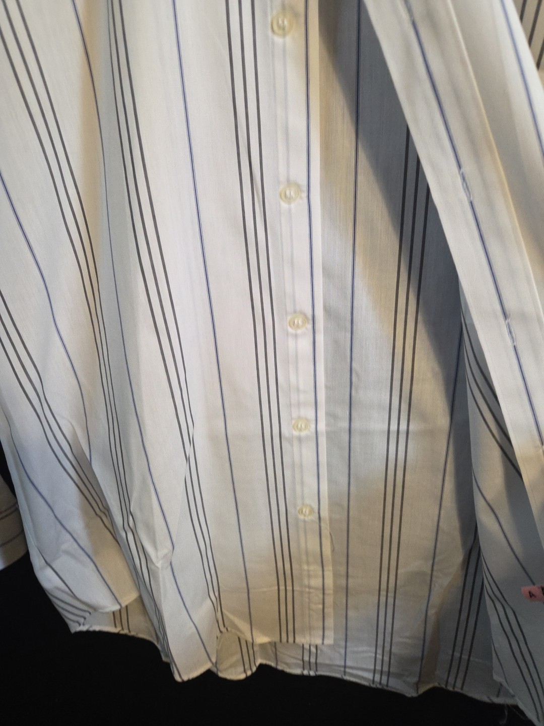 Oaktree Single Need Tailored  Medium Button Down - image 5