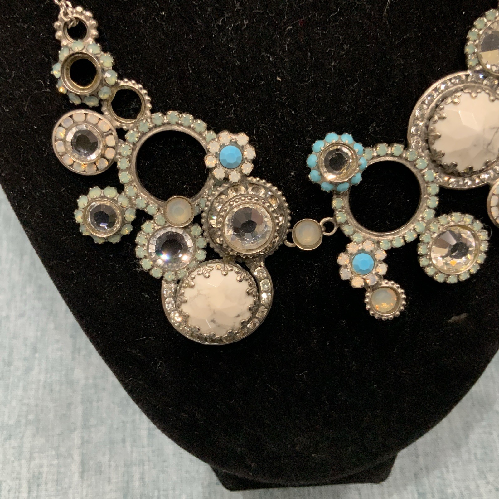 Sorrelli Circle Statement Necklace - image 8