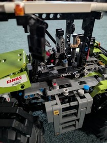 LEGO TECHNIC 42054: Claas Xerion 5000, Complete Set With Manual, No Original Box