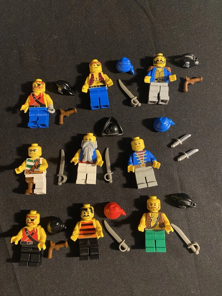 Lego minifiguras piratas vintage con armas y accesorios. Excelente estado Foto 3 de 4