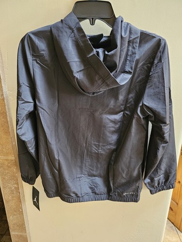BNWT Jordan Windbreaker Boys Sz Med 10/12 - Picture 2 of 4
