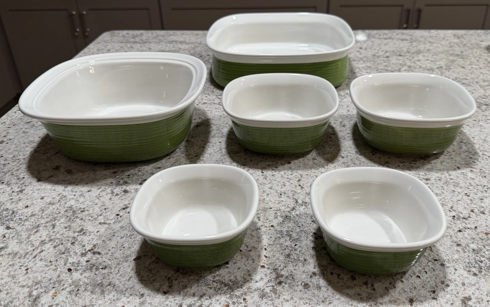 6 PIECE Corning Ware Etch Grass Green Bakeware 1-9" Pan, 2-20oz , 2- 7 Oz Sqs.