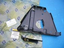 Calandre Renault R18