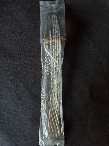 ATLANTIS 8 1/8" FORK(s) by Reed & Barton Stainless - nib - Picture 2 of 4
