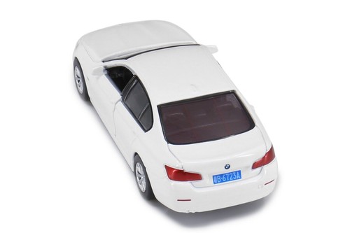 PEQUEÑO 1/64 CHINA BMW Serie 5 F10 Blanco (LHD) NUEVO CN01 en caja - Imagen 5 de 6