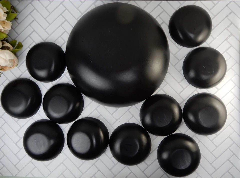 Large 13-7/8" Melamine Large Salad Bowl W/ 12 Small Bowls Set. - Image 4 of 4