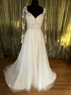 Blush By Hailey Paige /Francesca Avila Wedding Gown Dress 12010/Remi Size 10 NWT