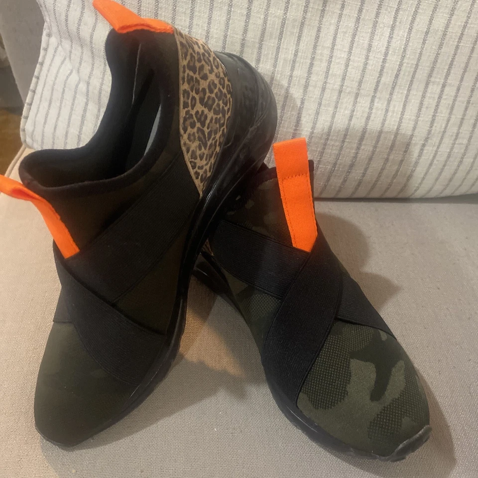 Steve Madden Cliff Camo & leopard Sneakers Size 8 Casual Comfortable Sneaker - Image 3 of 4