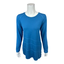 LOGO by Lori Goldstein Women's Rayon 230 Top with Contrast Seams Blue Small Size