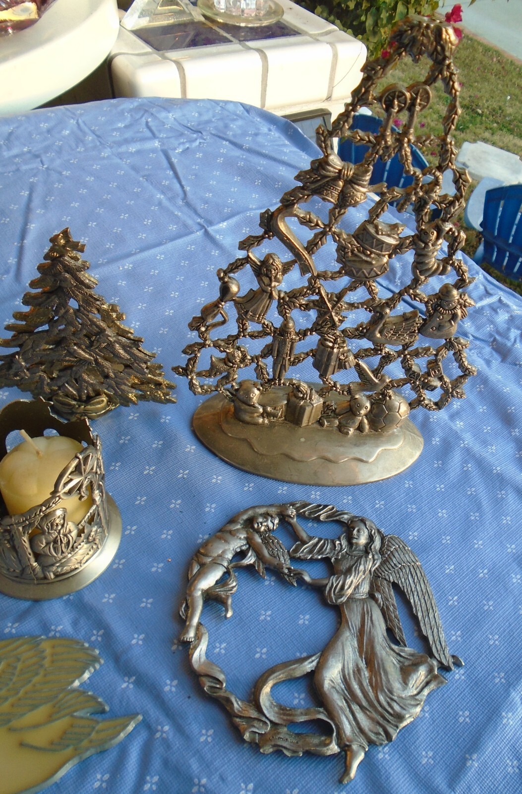 Picture 4 of 5