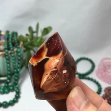 68g TOP MADAGASCAR NATURAL Red Agate QUARTZ CRYSTAL Freeform The torch A8602