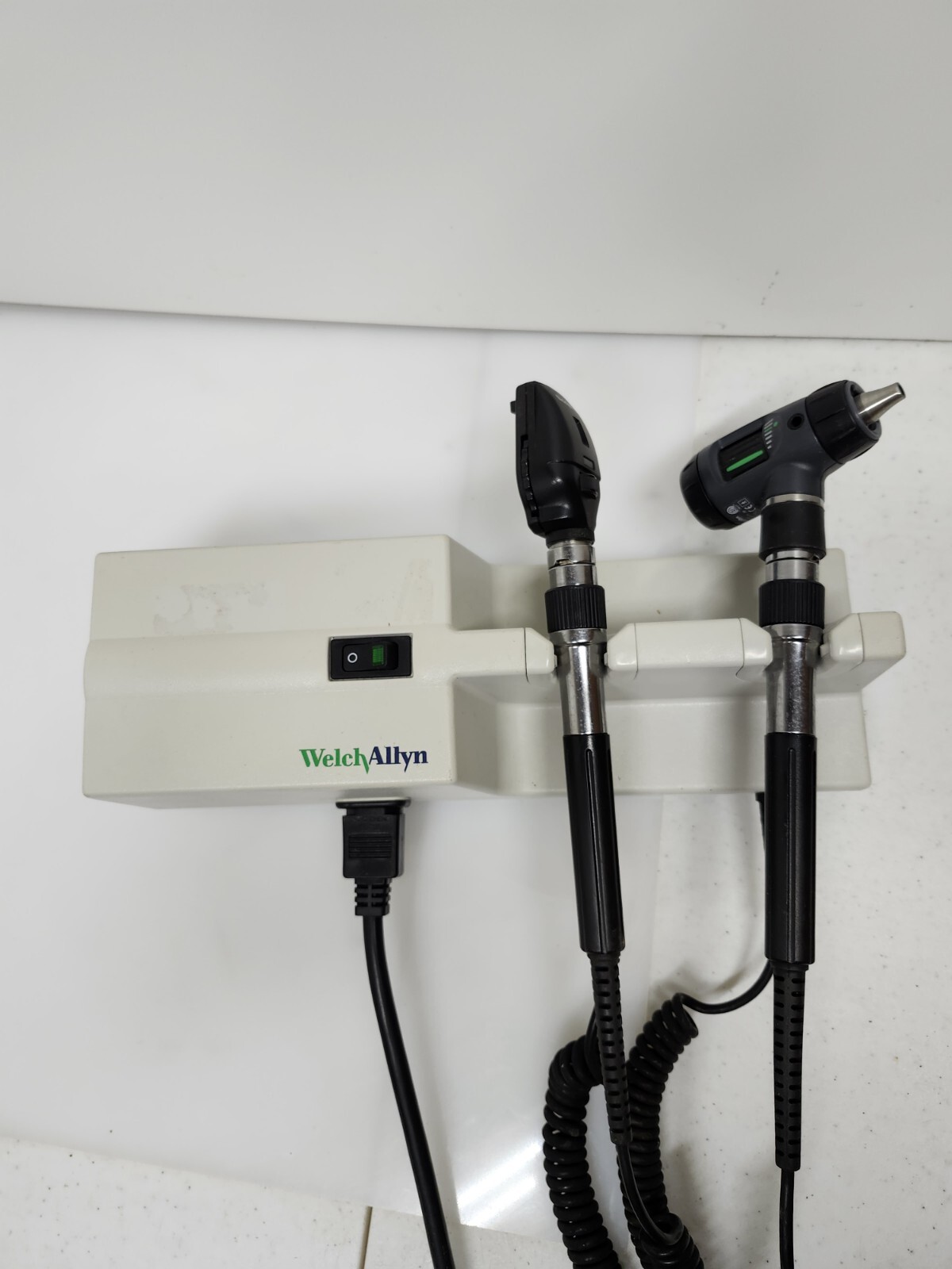 Welch Allyn 767 Series Wall Transformer w/ Otoscope & Ophthalmoscope
