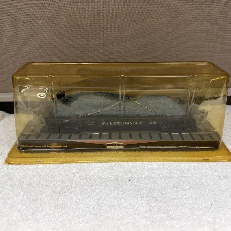 Menards Gold Line O Scale Flatcar With Tarp Covered Load