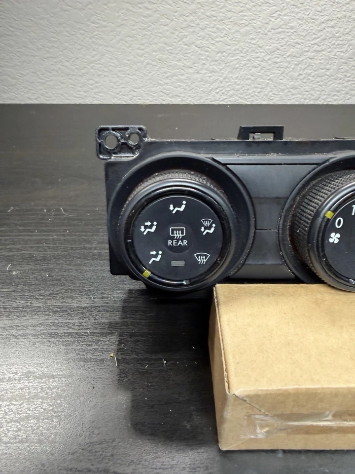 12 13 14 Subaru Impreza AC Heater Climate Control 72311FJ050 MANUAL CONTROL OEM - Image 2 of 4
