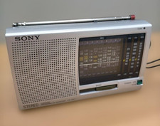 SONY ICF-SW11 12 Bands World Band Receiver Radio Silver Japan FM MW SW LW