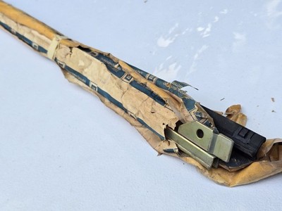 NOS 1973 - 1987 Chevy K5 Blazer Tailgate Window Channel Sash & Outer Glass Seal