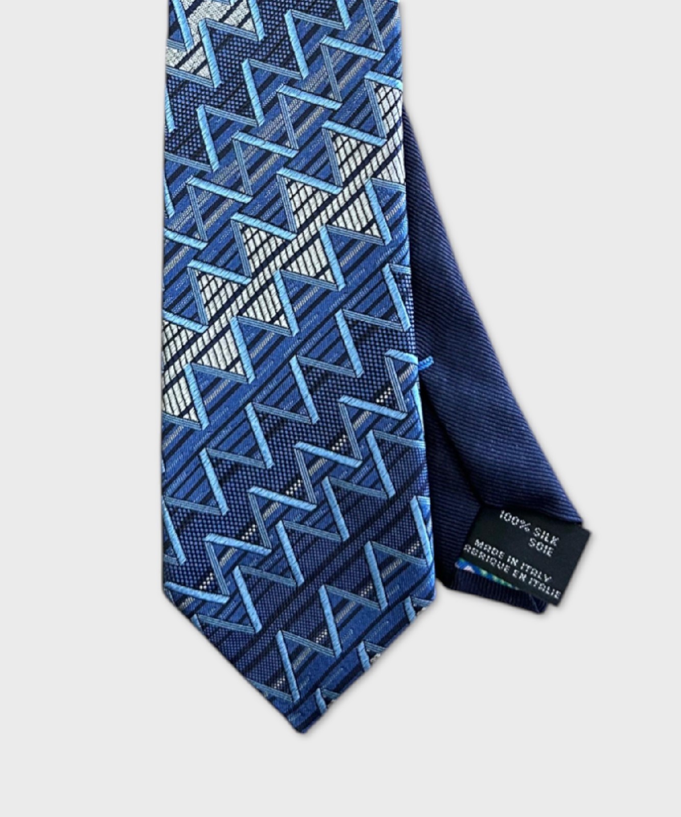 Шейный платок Миссони тре пьеге с сетчатым шевроном синий CR7ASEU99920001 28190₽