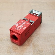 Allen Bradley 440K-E33046 Series A Guardmaster Elf Safety Switch - USED