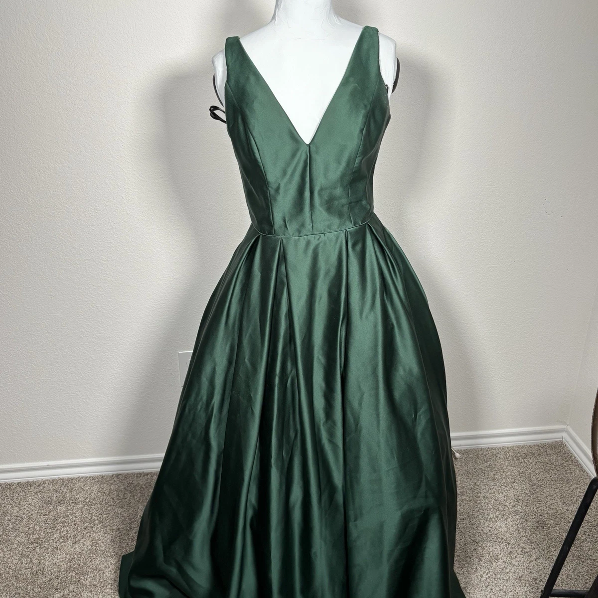 slim fit dress slacks Zapakasa Women Sparkly Dark Green Corset Short Homecoming Dress with Side  Cape Sweetheart Tight Satin Cocktail Dress with Sequins main image 0