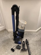 Shark Cordless IZ202UKT Stick Vacuum Cleaner With Battery & Attachments, Working