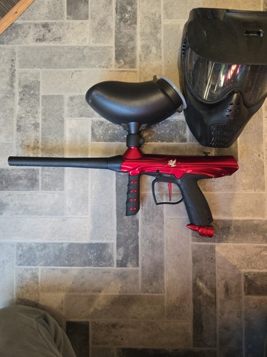 Red Tippmann Gryphon Paintball Gun Kit - Mask, Hopper Tested Some Wear