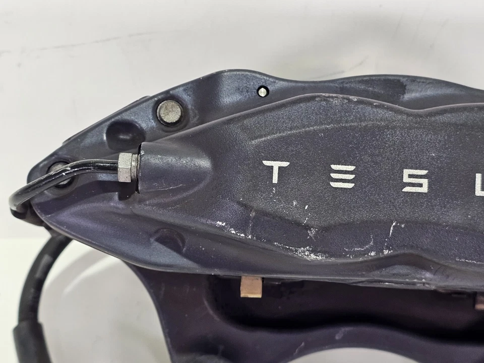 ✅Pinza de freno Brembo 16 k para pasajero delantero derecho Tesla Modelo S 2012-2020 OEM Foto 2 de 4