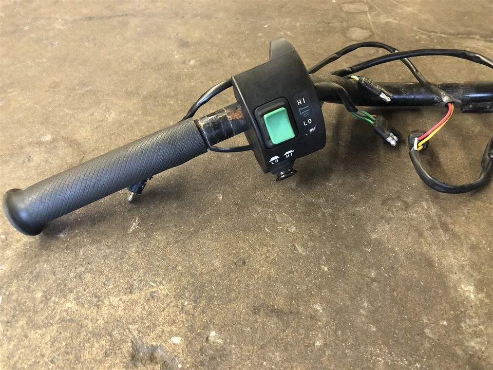 Interruptor de barra izquierda derecha para manillar Arctic Cat Pantera 600 ESR 01 02 03 04 05 OEM Foto 2 de 3