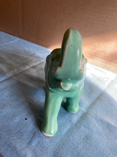 Vintage Art pottery mint green elephants set of 2 - Picture 8 of 11