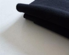 Produktbild - Elastischer Teppich für Boxen Lautsprecher  Filz Vließ schwarz 150 x 200 cm