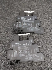 Lot of 2 IDEC SV1H-07L-5 Relay Socket