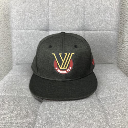 Valour FC Hat Cap Fitted Mens 7 1/2 Gray Canadian Premier League Soccer New Era
