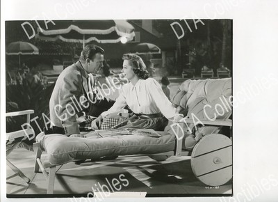 LAS VEGAS SHAKEDOWN-1955-7.5 X 9.5 STILL-DENNIS O'KEEFE-COLEEN GREY- VF/NM