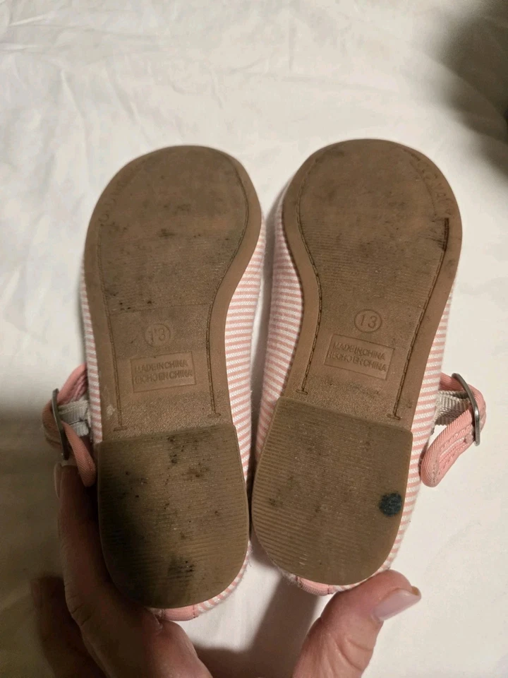 Girls Size 13 Toddler Old Navy Shoes Pink Straps Summer Spring Holiday - Image 4 of 4
