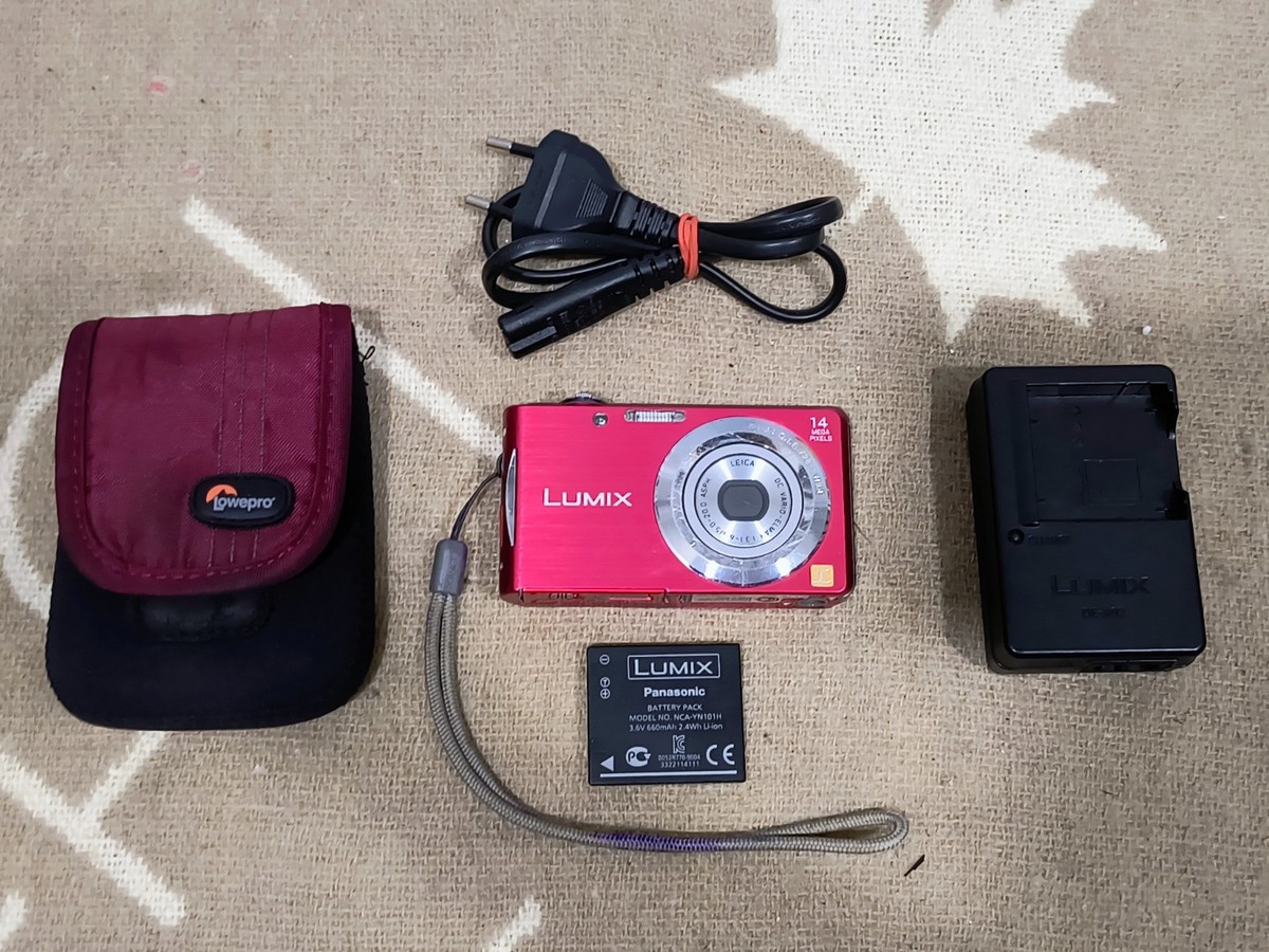 Panasonic LUMIX DMC-FS16 14MP Digital Camera - Pink Fully Working