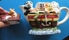 Noahs Ark Ceramic Teapot animals 5" taLL BY New World Specialists P7