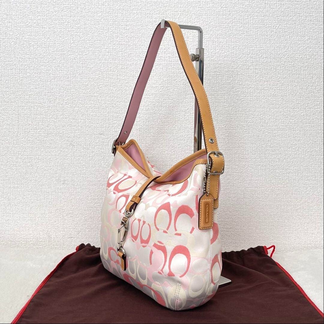 バッグ Coach Optic Signature Soft Clip Hobo Bag Coach Optic Signature Soft Clip Hobo Bag Khaki Leather