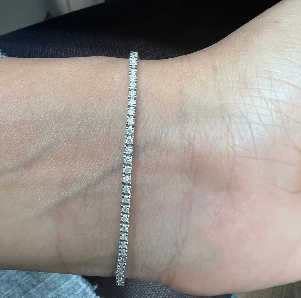 Brazalete de tenis de diamante natural de 2,75 quilates de corte redondo de oro blanco de 14 k certificado IJ/SI Foto 3 de 4