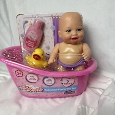 NEW Baby Magic Rub a Dub Fun in the Tub 7 Piece Doll Playset 2020