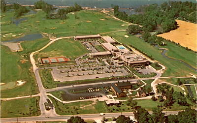 Scom Sawmill Creek Huron Ohio Lake Erie resort luxury lodge guest rooms Postcard