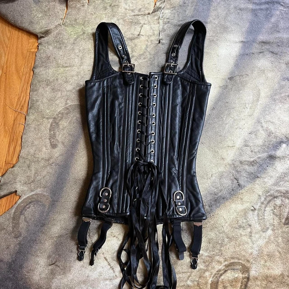 80s 90s vintage goth leather bucket boned coreset with garter belt size M - Image 3 of 4